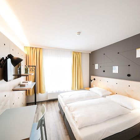 Hotel Tullnerfeld Тульн Экстерьер фото